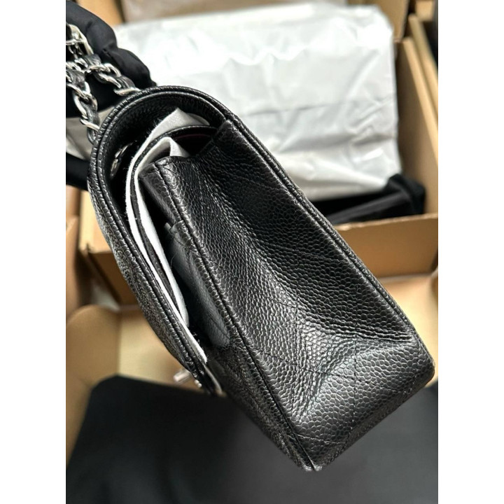 Сумочка Chanel Classic Flap Medium