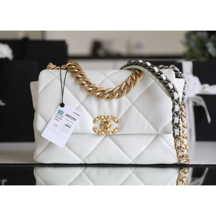 сумка Chanel 19 Flap Bag